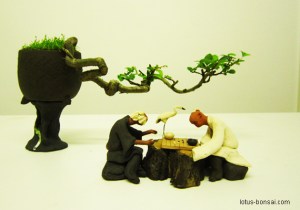 figurine-bonsai-chess-players
