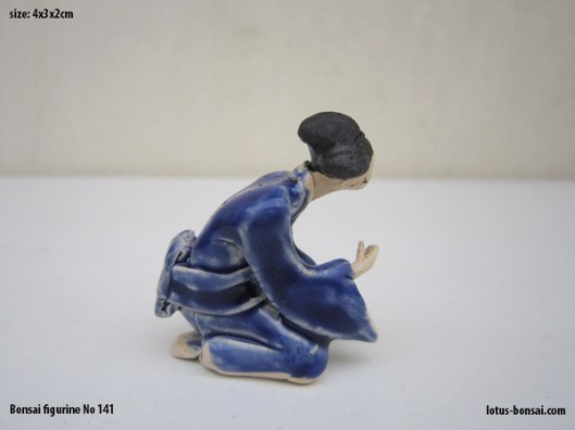 bonsai-figurine-no-141