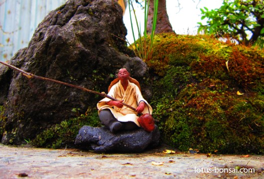 bonsai-figurine-penjing