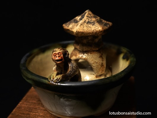 bonsai-monkey-accent-pot-b