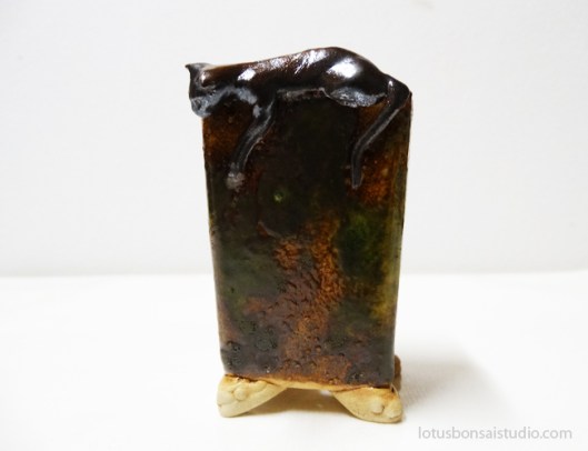 bonsai-koi-cat-pot-lotus